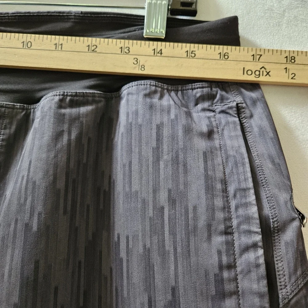Lululemon Athletic Shorts Mens L Gray Glitch Pattern Unlined 9